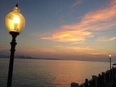 桟橋からの夕景。