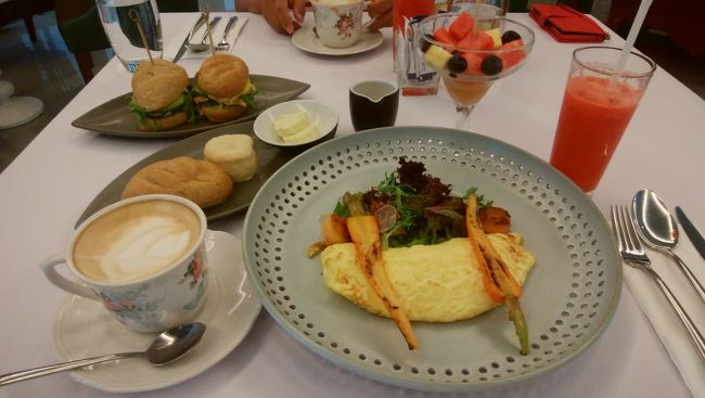 なかなか美味しい朝食でした。