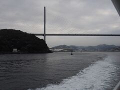 【6】
出航後約20分、ながさき女神大橋を通過。