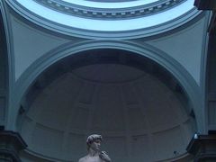 アカデミア美術館・遂に最大の目的「ダヴィデ」を見上げる