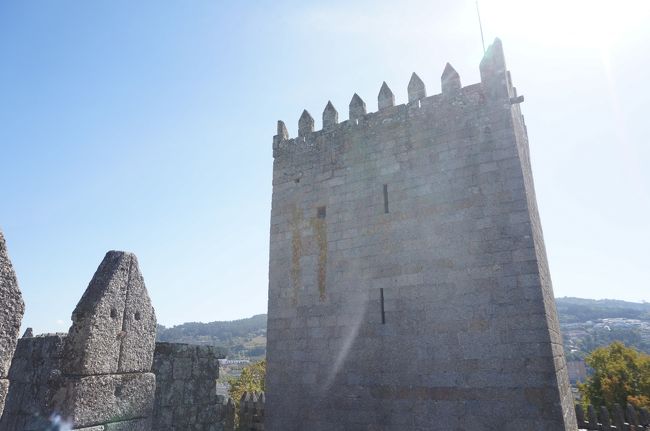 <br />ギマランイス城