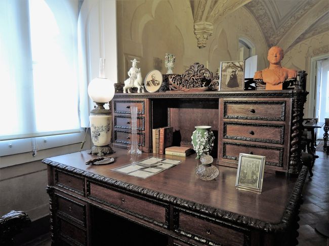 素敵なデスクですね。<br />お仕事が捗るかな。<br />