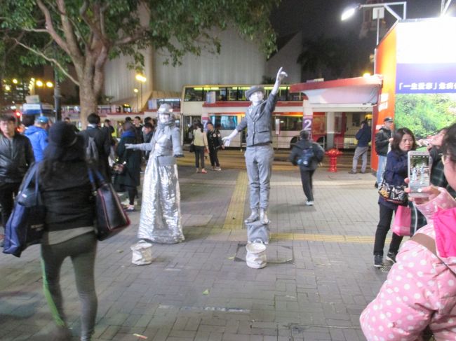 パフォーマーが増えたね。