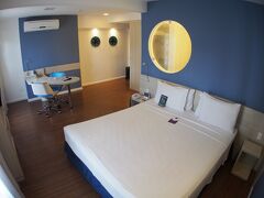 【Mercure Recife Navegantes Hotel】

でも、部屋はすっごく広くて、色鮮やか～！

私は、ブラジルに来て、このアコーグループのホテルが大好きになりました。