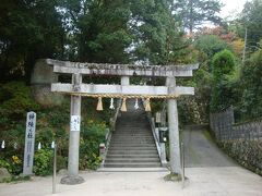 今日は玉造温泉に泊まるので、玉作湯神社にやって来ました。