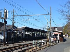 北鎌倉駅から出発

鎌倉の花めぐりはいつも北鎌倉から出発する。
我が家からも1時間足らずで来られる。