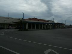 戻ってきて離島ターミナルへ
波照間行　すべて航行していました・・残念
