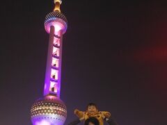 東方明珠塔 (東方テレビタワー)のライトアップ