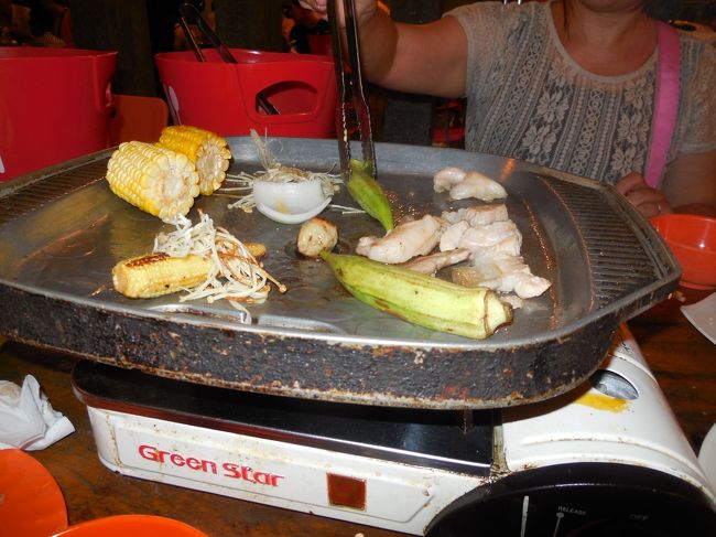 どんどん焼いてお腹の中に詰め込みます。