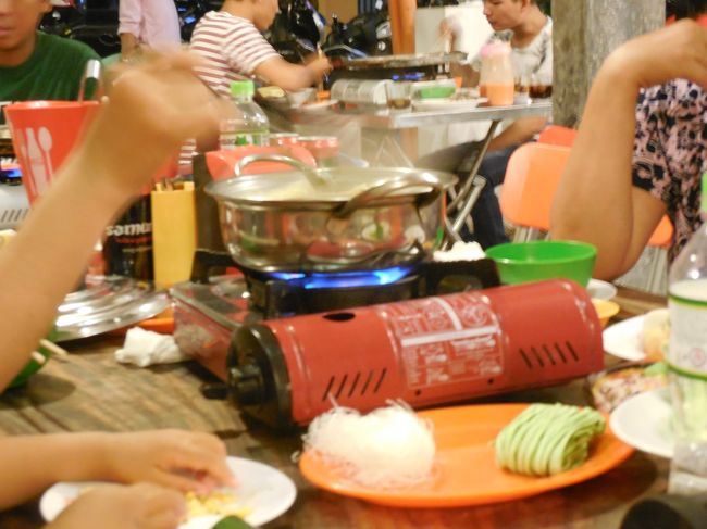 こんな感じにね。我々はお腹いっぱいになってやりませんでしたけど。