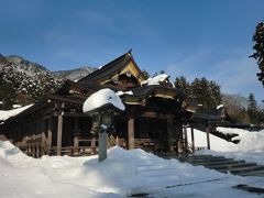 拝殿

やっぱり雪国の神社は冬に訪れるほうが画になりますね