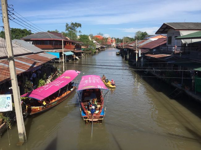 続いて、アムパワーへ。<br />夕方から夜にかけてが最も賑やかになるということですが、それより少し早い時間。<br />