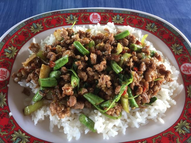 ガパオライス40バーツ。<br />最後の最後まで食べ尽くしました。<br /><br />日本に帰ってもまたすぐに恋しくなる料理ばかりでした。<br /><br />最後まで読んでいただき、ありがとうございました。