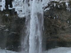 11:15 Seljalandsfoss