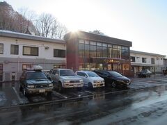 「須田貝ダム」「小森ダム」のダムカードは訪問の記録（写真等）を見せれば「道の駅みなかみ水紀行館」で開館時間中に頂くことが出来ます。

道の駅の開館まで少し時間があったので、水上温泉郷の鉄道での玄関口「水上駅」に寄ってみました

「小森ダム」から「水上駅」は7km程の道のり