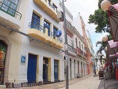 【レシフェの博物館にあるオリンダカーニバルのお人形たち】

ここは、レシフェのセントロにある「オリンダ・カーニバル」のお人形たちを飾ってある博物館。

https://www.youtube.com/watch?v=P7wMDFAt_ko&t=749s