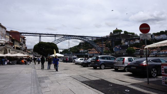 最後にドンルイス１世橋にお別れをつげて・・・駅へ向かいます。本当に美しい街でした！