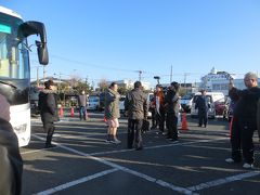 新宿から　大宮ですから　
当たり前ながら　あっという間に　
大宮市場に到着

大きな駐車場に降り立ちました

8時を過ぎると　
満車になっちゃうので　
出発時間が早かったようです