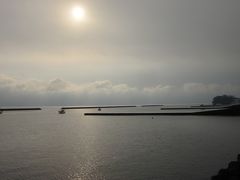 ２/１２（月）　今朝は良い天気に成りました！～、

太陽の光がぼんやりですが３日ぶりに暖かくなりそうです。

では、薩摩半島を北上して行きます！～。