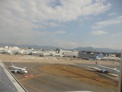 福岡空港が見えてきました。