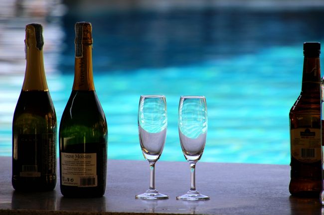 ☆Bundhaya Villa , Pattaya Beach @ Koh Lipe Thai<br /><br />ドンペリを１本開けてもらったら<br />いったいいくらするんでしょう・・・・(^_^;)。