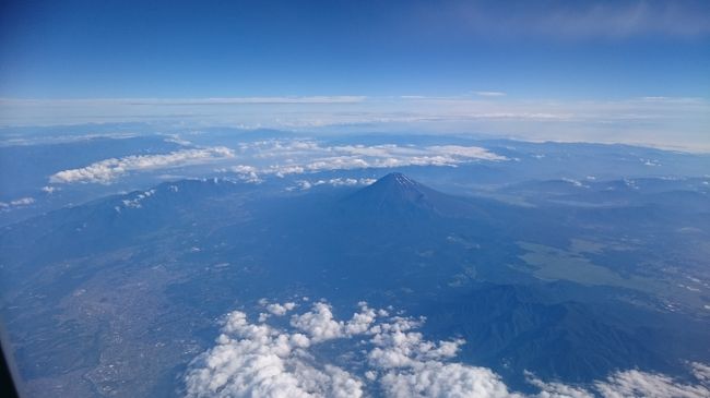 何故か今日の地球は丸く見えますね・・・。<br />いつもより高度が高いのかなぁ～(笑)<br />