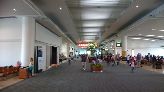 便を大幅に繰り上げ、<br />那覇⇒羽田　9:50発の便へ<br />流石っ土曜日のＡＭ！プレミアムクラス3Ｆをゲットできました！