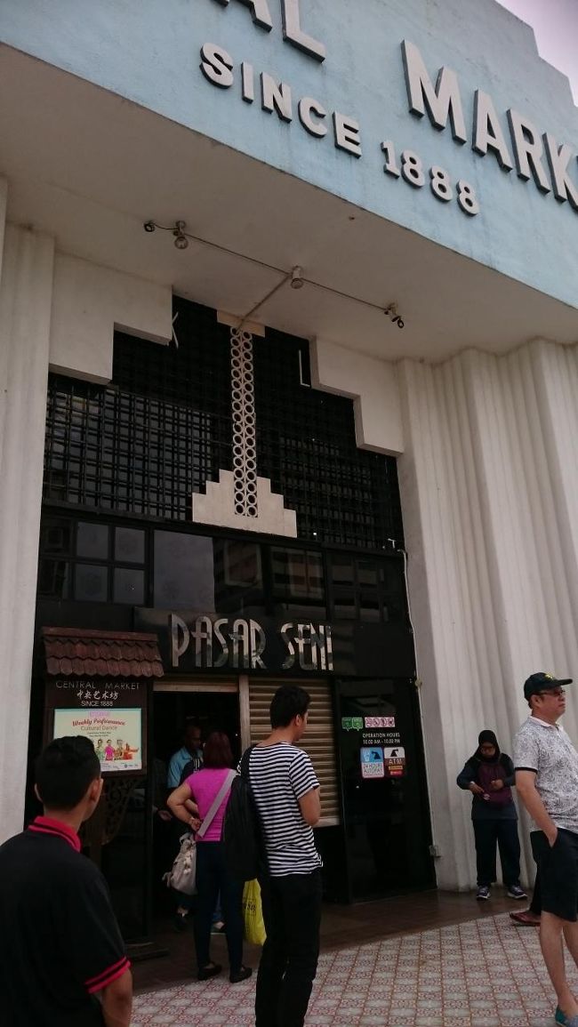 何人の人の記念撮影しましたかね？<br />日本人観光客には、ちゃんと韓国語で御返事しました(笑)。<br />観光客Ａ「Take　Picture？（写真撮れ）」<br />こぶぞう「WithMe？」<br />こういうやりとりも結構おもしろいですね！