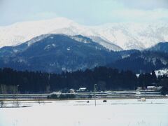 北陸道　黒部ＩＣを降りて県道１４号線を進みます。