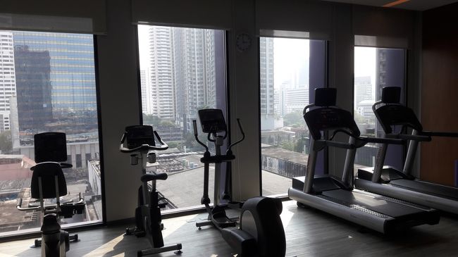 ホテルのはジムもありました。