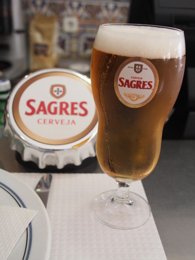ポルトガルで有名なビールの1つ、サグレス。<br />爽やかで適度な苦味は日本人も大好きな味。<br />グイグイいけちゃいます。
