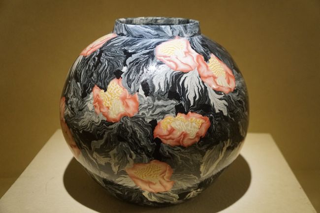 【人間国宝】松井康成の練り上げ陶器　花いれ 人間国宝】松井康成の練り上げ陶器 花いれ