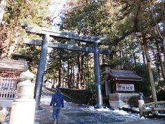 中山道をぶらぶら歩いて下社秋宮までやってきました