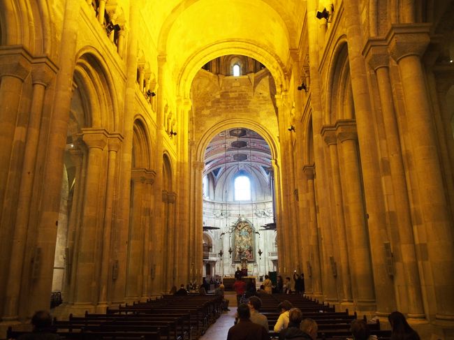 市内では最も古い教会のようです。