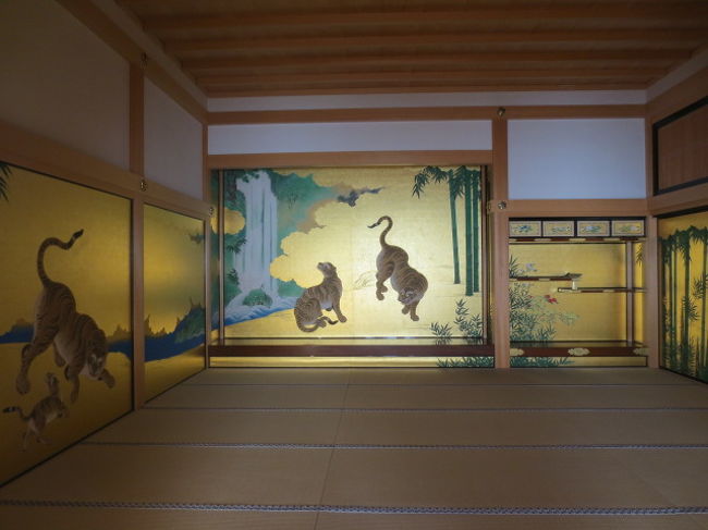 襖絵は狩野派による。