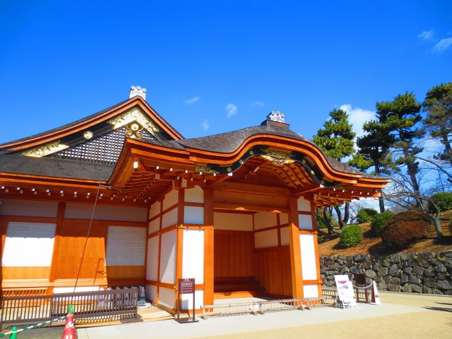 復元された本丸御殿。1615年に家康のより建てられたもので、昭和5年に天守とともに国宝に指定されるも、昭和20年の空襲で焼失。平成21年から復元工事が始まり、同25年に玄関と表書院が、28年から対面所と下御膳所がそれぞれ公開された。未公開の上洛殿などは今年中に公開予定。