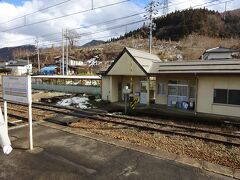 桜沢駅の駅舎。