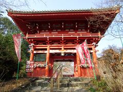 勝利寺は弘法大師の厄除観音を祀る古刹で、高野山よりも歴史があるといいます。昔は貴族、武士、庶民の宿泊者でにぎわったそうです。
