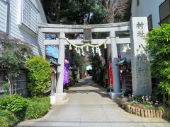 ここで戸越八幡神社（http://togoshihachiman.jp/）に寄ってみます。