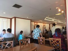 沖縄2日目。
若干二日酔いです(>_<)

この日は朝早めだったので、ホテルの朝食をつけました。