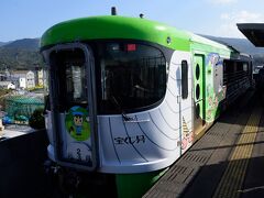 終着の奈半利駅に到着
ここへきて、この車両がクジラをイメージしていた事に気が付きました。