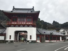 そしてそのまま武雄温泉へ！
楼門が雰囲気よくて素敵、
13:00少し前の出来事