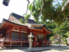 神社は下の宮「日沈宮（ひしずみのみや）」と上の宮「神の宮」という上下二社から成る

まず日沈の宮
祭神は天照大神。創建948年。伊勢神宮は日本の昼を、日御碕神社は日の沈む夜を守る、という勅令を受けているのが名前の由来だそう