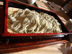 　風船一揆終了後市内の「わたや平沢店」(  http://www.watayasoba.co.jp/  )さんでへぎそばをいただきました。

<メニュー>

へぎそば
ふのりを使用麺
１人前　　￥777
２人前　　￥1,555
３人前　　￥2,332
４人前　　￥3,110
５人前　　￥3,780

