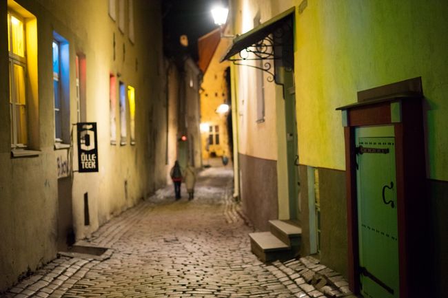 徒歩で旧市街へ入りました