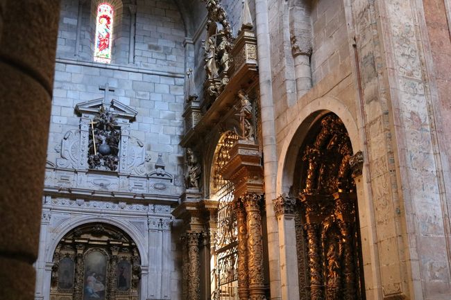 少しラテンの教会っぽくないのよね。<br />ドイツとかと似てる気がする。