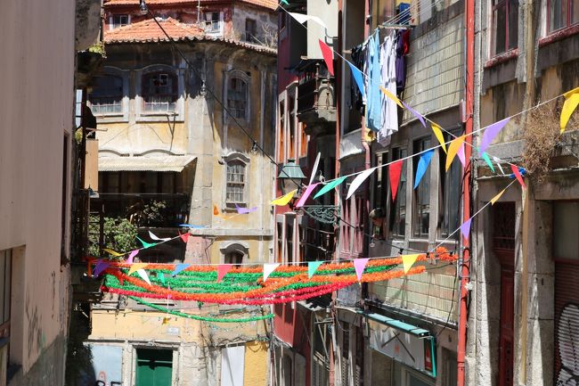 でも、上手く言えないんだけども洗練されてない感じなの。<br />肩肘はってないというか、良い意味で気が抜けてるというかなんというか。<br />郷愁が漂う雰囲気を感じられると思うんです。