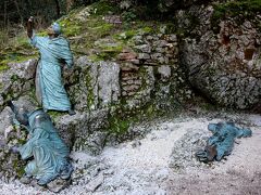 2日目はカルチェリの庵から。聖フランシスコ大聖堂とともに世界遺産に指定されている関連修道施設群の1つです。