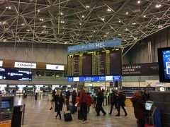 ヘルシンキの空港、小さくて分かりやすくて良い。かなり自動化が進んでますね。荷物も自分で預けます。
