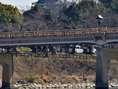 鶴見橋から後楽園を後にしました。
